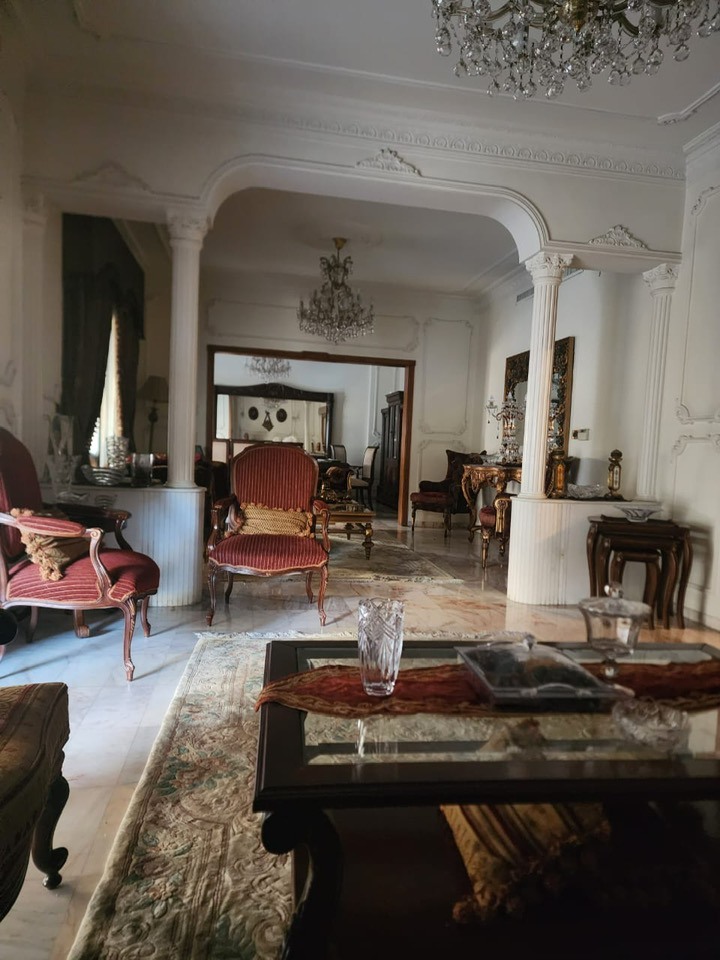 شقة فاخرة للبيع في بيروت – مار الياس (ثكنة الحلو) | 300م²